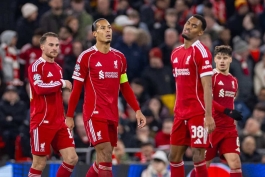 ناراحتی بازیکنان لیورپول پس از باخت 4-1 خانگی مقابل آیندهوون 2025