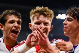 لیون - لیگ اروپا 26-2025