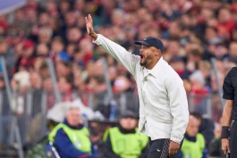 ونسان کمپانی - سرمربی بایرن مونیخ مقابل دورتموند - بوندسلیگا