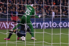 بارسلونا - بروخه - خطا روی شزنی 