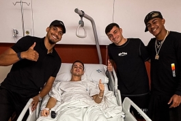 عیادت بازیکنان بارسلونا از گاوی پس از جراحی گاوی - رونالد آرائوخو - پدری - لامین یامال 