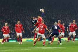 سوپرگل قیچی برگردان اسکات مک تومینای