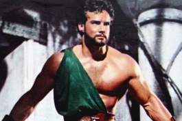 استیو ریوز - بدن‌ساز آمریکایی