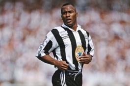 لس فردیناند - نیوکاسل