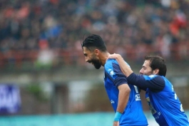 فرشید باقری- استقلال