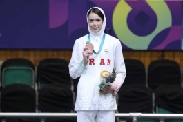 هستی محمدی- مبینا نعمت زاده