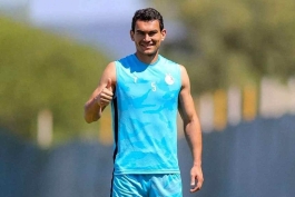 رستم آشورماتوف- تمرین استقلال