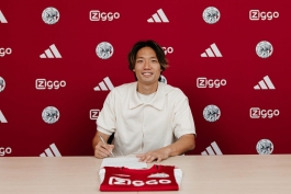 کو ایتاکورا - مدافع ژاپنی آژاکس - اردیویسه هلند