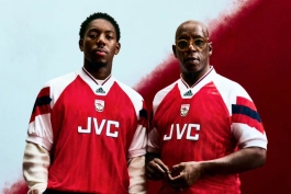 ایان رایت و مایلز لوئیس اسکلی