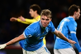 راسموس هویلون - مهاجم دانمارکی ناپولی - سری آ ایتالیا