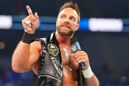 ال ای نایت، ستاره کشتی کج و WWE