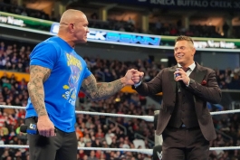 رندی اورتن، ستاره کشتی کج و WWE در برند اسمکداون