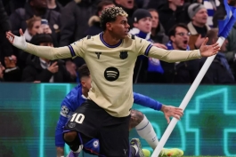 هواداران چلسی و لامین یامال