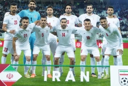 عکس تیمی از بازیکنان ایران پیش از مسابقه دوستانه با روسیه