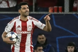 عکس از مهدی طارمی مهاجم ایرانی المپیاکوس