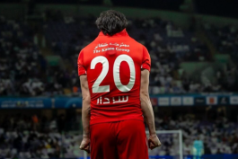 عکس از سردار آزمون مهاجم تیم شباب الاهلی امارات