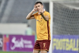 عکس از یاسر آسانی وینگر آلبانیایی گوانجوی کره جنوبی