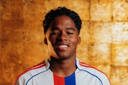 اندریک مهاجم برزیلی در مراسم معارفه - لیون