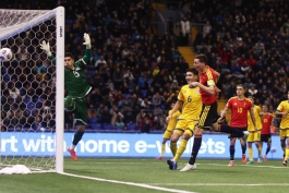 هانس واناکن هافبک بلژیکی در زمین - بلژیک