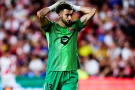 خوان گارسیا دروازه‌بان اسپانیایی در زمین - بارسلونا