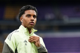 رودریگو وینگر برزیلی در زمین - رئال مادرید