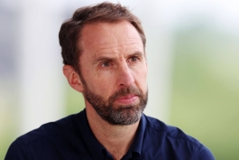 سر گرت ساوتگیت سرمربی انگلیسی روی نیمکت - تیم ملی انگلیس 