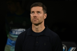 ژابی آلونسو سرمربی اسپانیایی در کنار زمین - رئال مادرید