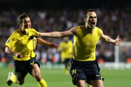 خوشحالی پس از گل آندرس اینیستا در بازی با چلسی