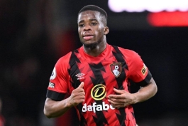 حامد جونیور در پیراهن بورنموث