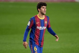 کارلس آلنیا، بازیکن سابق بارسلونا است