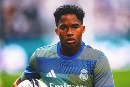 اندریک در پیراهن رئال مادرید