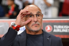 لوئیس دلافوئنته در دیدار اسپانیا و ترکیه در مقدماتی جام جهانی 