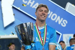 راسموس هویلون در جشن قهرمانی ناپولی