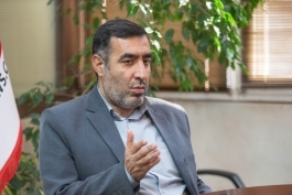 علی جوادی در حاشیه مراسم رونمایی از لباس داوران