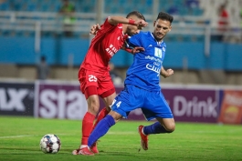 عارف رستمی مهاجم نساجی و بازیکن پیشین تراکتور و خیبر خرم آباد - علی هلیچی مدافع استقلال خوزستان - لیگ برتر ایران