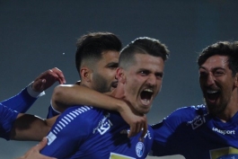 ایران-لیگ برتر-استقلال-ورزشگاه آزادی-fc esteghlal
