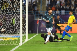 تیم ملی آرژانتین - گلزنی مقابل تیم ملی برزیل - دیدار دوستانه