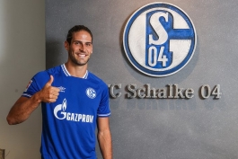 شالکه/مهاجم پرتغالی/Schalke/Portuguese attacker