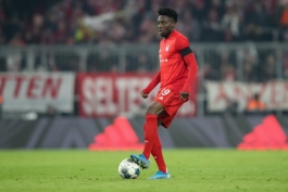 آلمان-بایرن مونیخ-تمدید قرارداد دیویس-کانادا-Bayern Munich