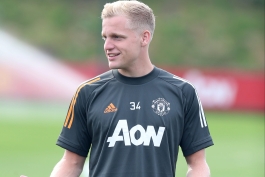 هلند / منچستریونایتد / لیگ برتر / Adidas / Red Devils / Manchester United