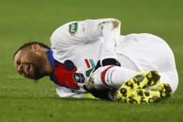 پاری سن ژرمن / فرانسه / مصدومیت نیمار