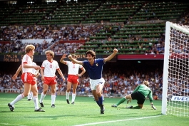 تیم ملی ایتالیا / قهرمانی جام جهانی 1982 / World Cup 1982 / گلزنی مقابل لهستان