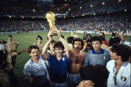 تیم ملی ایتالیا / قهرمانی جام جهانی 1982 / World Cup trophy