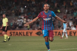 مهاجم بارسلونا / بارسلونا