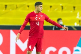 شالکه/مدافع تیم ملی ترکیه/Turkish international defender/schalke
