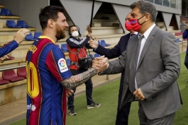 رئیس بارسلونا / کاپیتان بارسلونا 