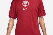 پیراهن اول قطر در جام جهانی 2022