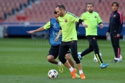 تمرین بارسلونا در Parc des Princes 
