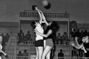 عکسهایی جالب از بسکتبالیستهای زن پیش از انقلاب!