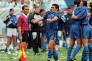 Diego Maradona  celebrates Argentina’s second goal next to linesman Park Hae-Yong. World Cup ‘94 v Greece